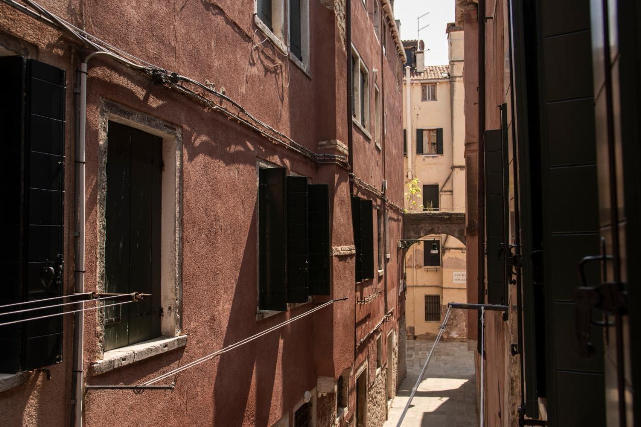 Fraivolti Apartment Венеция Экстерьер фото